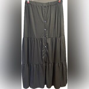 Flowy High Rise Tiered Black Maxi Skirt with Decorative Faux Front Buttons